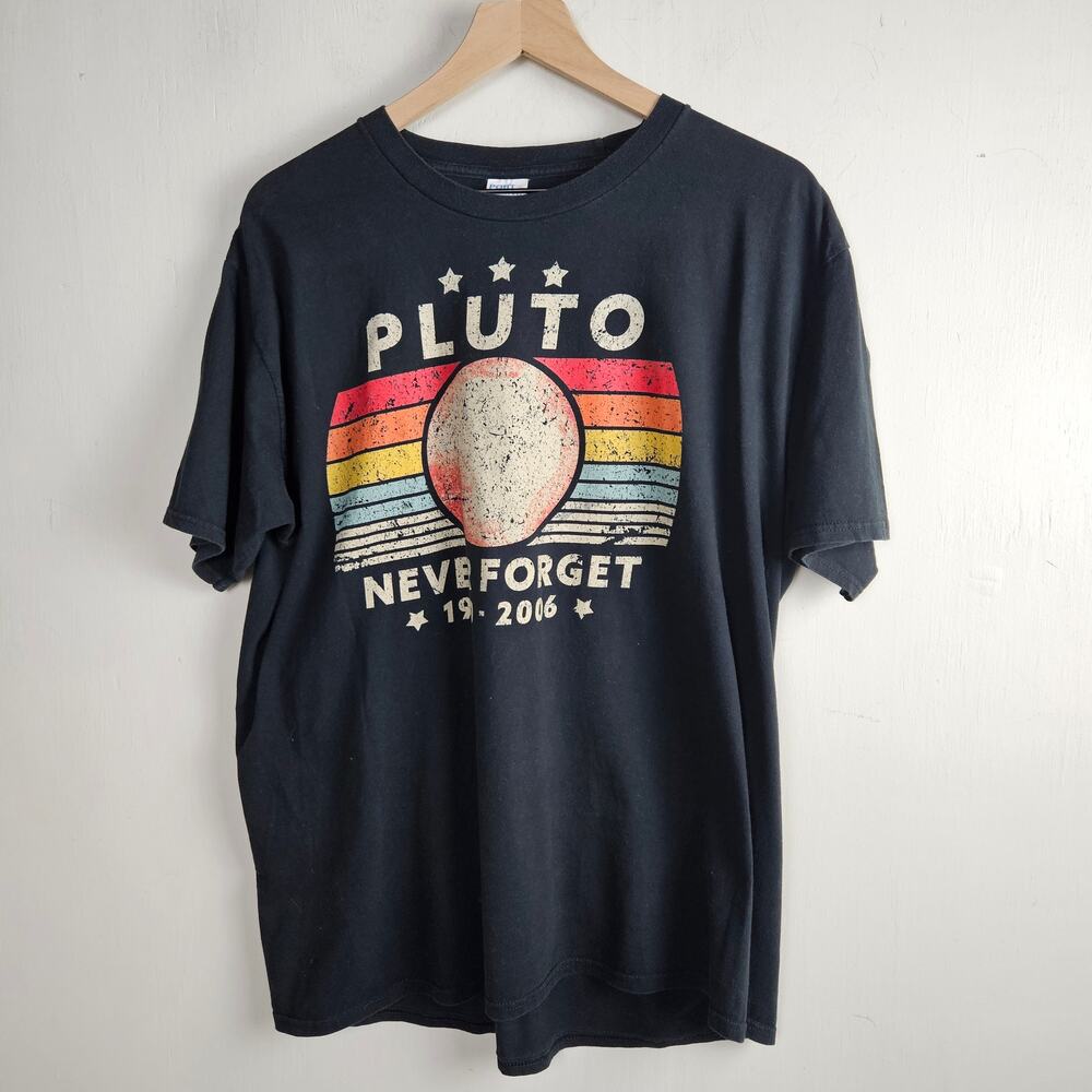 Pluto Never Forget Cotton Short Sleeve Tee XL Black